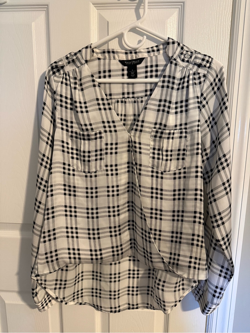 White House Black Market Black and White Plaid V-Neck Tunic